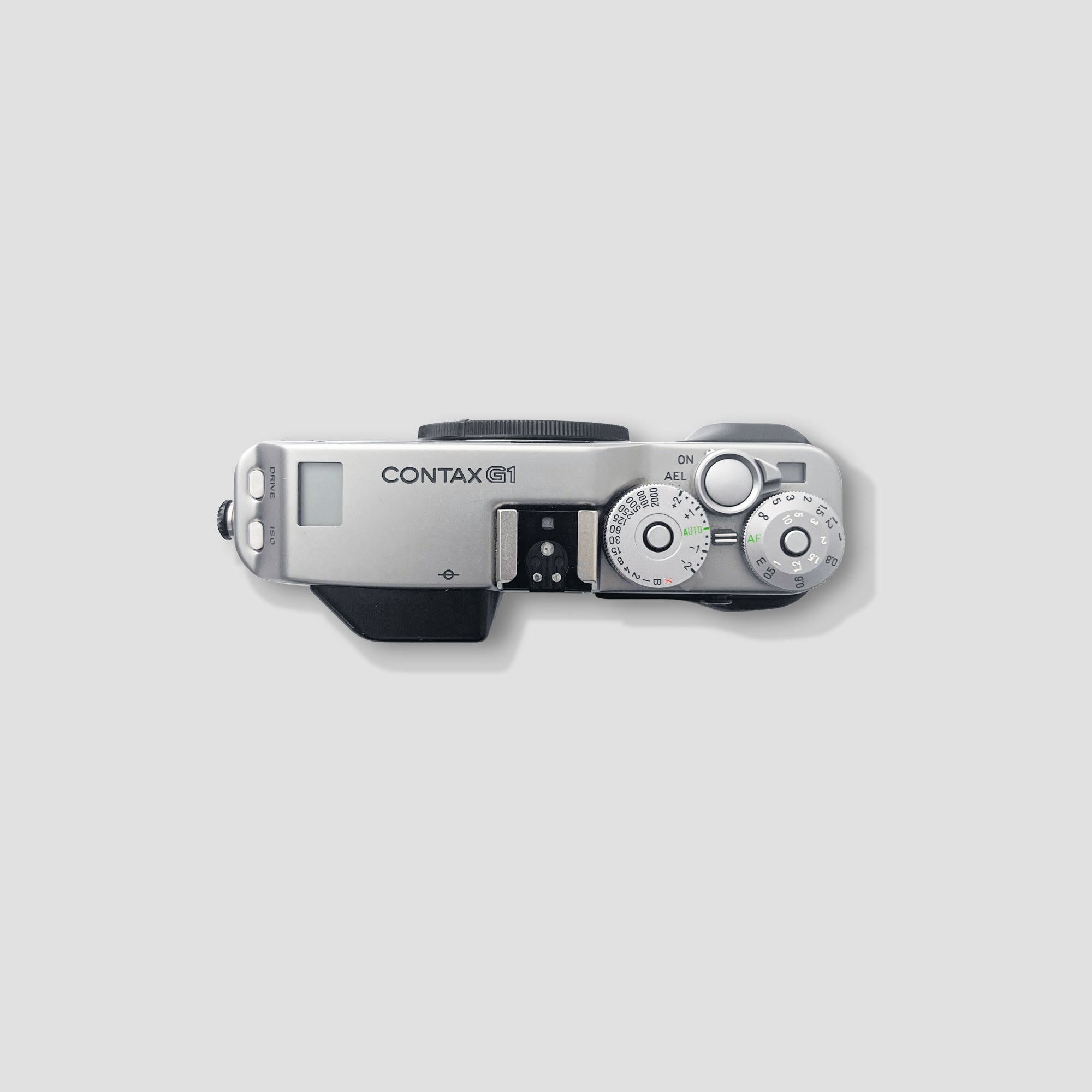 Contax G1 rangefinder camera featuring sleek design and autofocus mechanism.