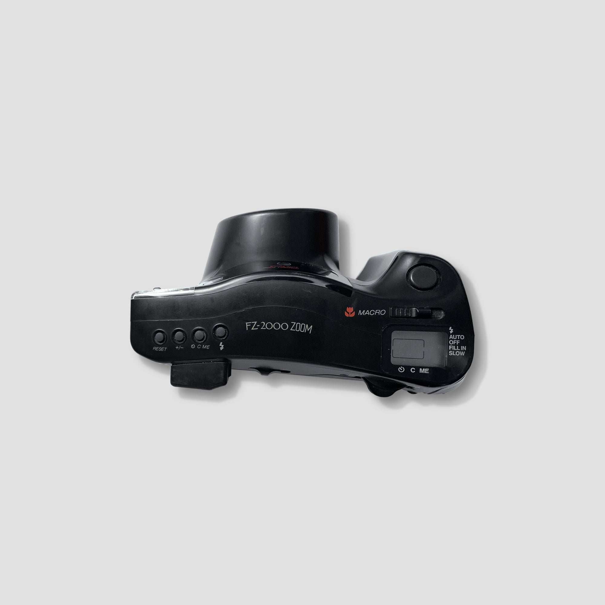 Side profile of Fuji FZ-2000 Zoom highlighting its compact design and controls.