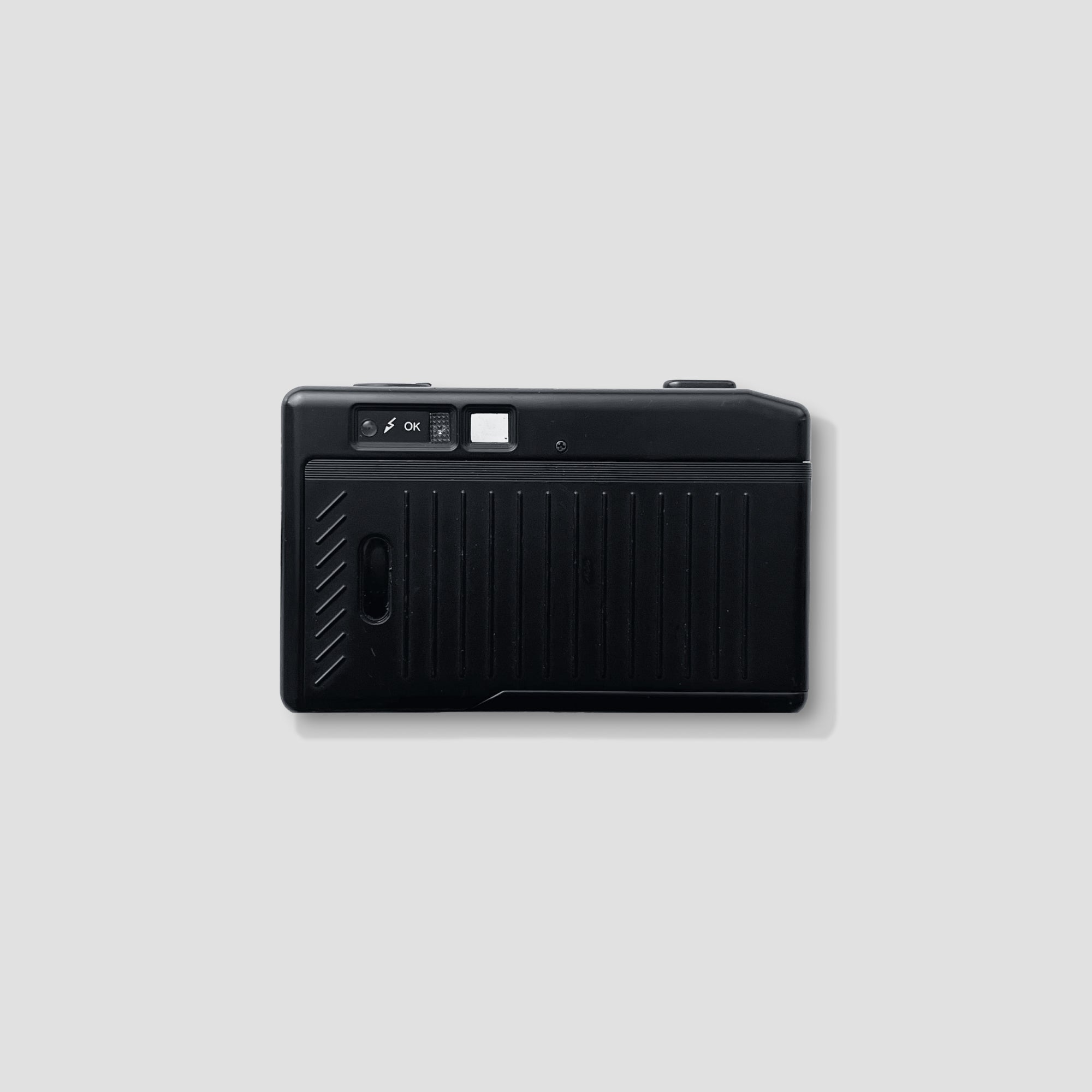 Haking Pix Panorama showcasing its fixed focus lens, capturing stunning images effortlessly.