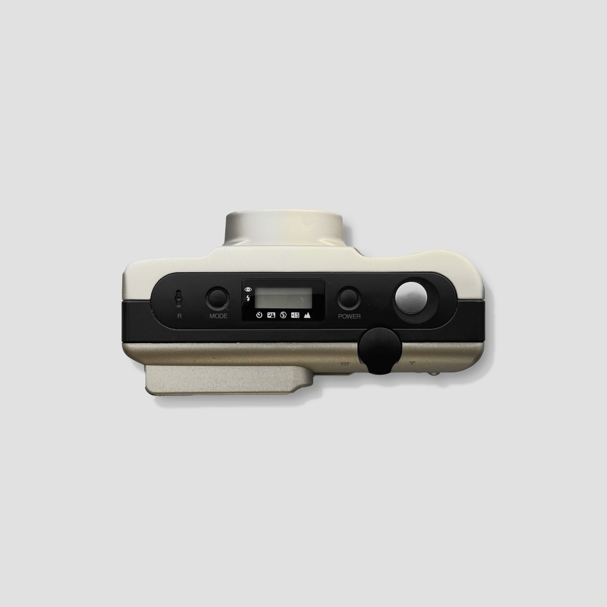 Close-up of the Konica Z-up 150VP in use, capturing a vibrant landscape with its autofocus feature.