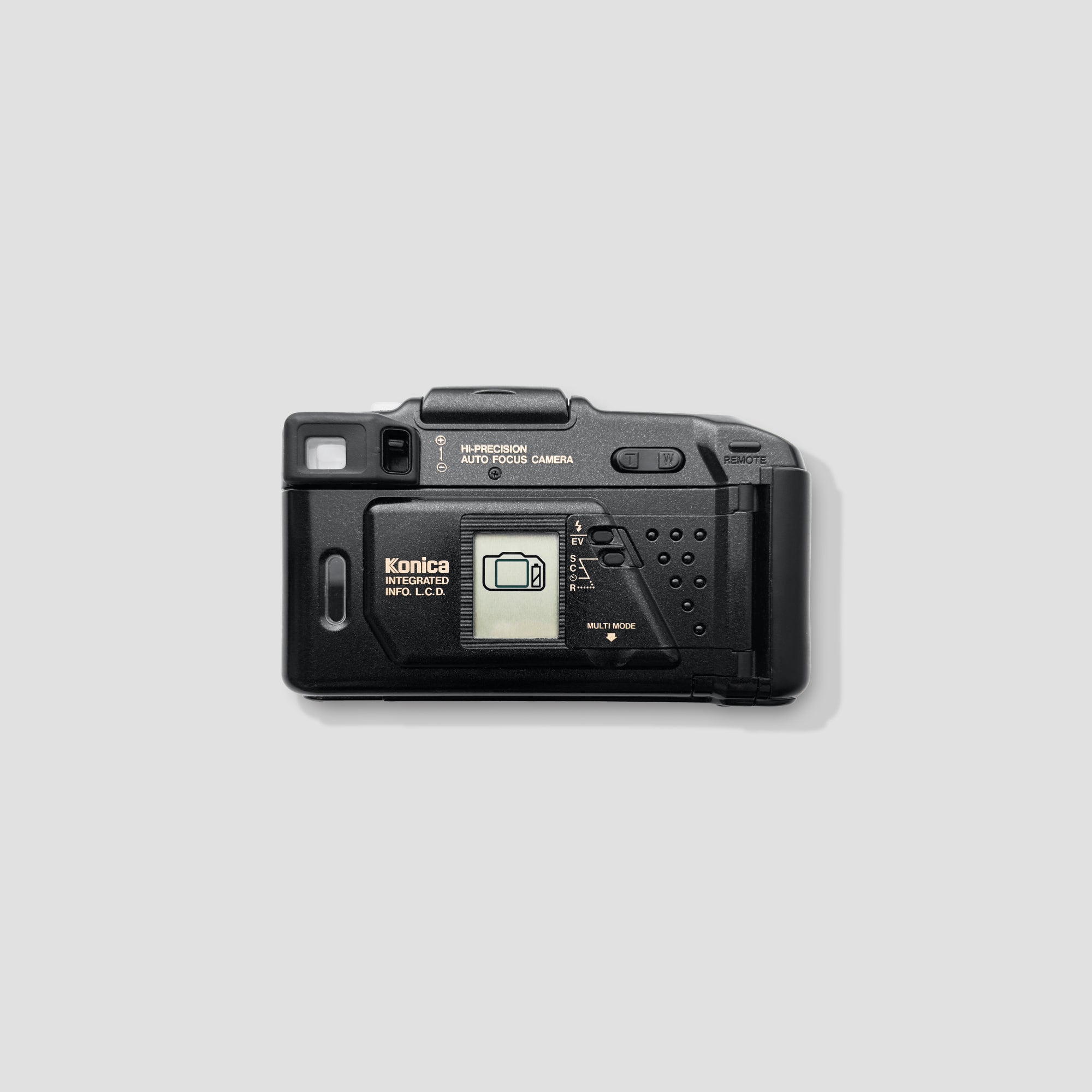 User holding the Konica Z-up 80RC camera while capturing street scenes for photography enthusiasts