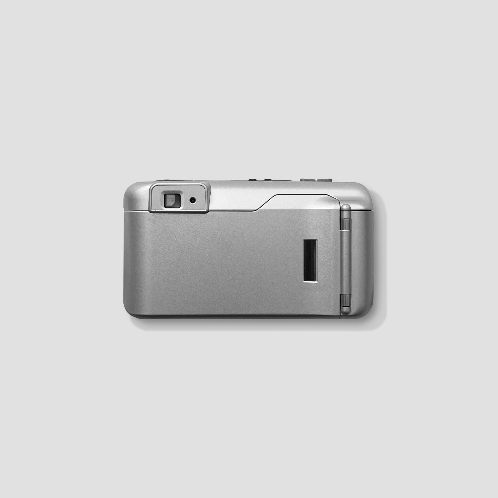 Front view of the Minolta 110 Zoom highlighting its user-friendly controls