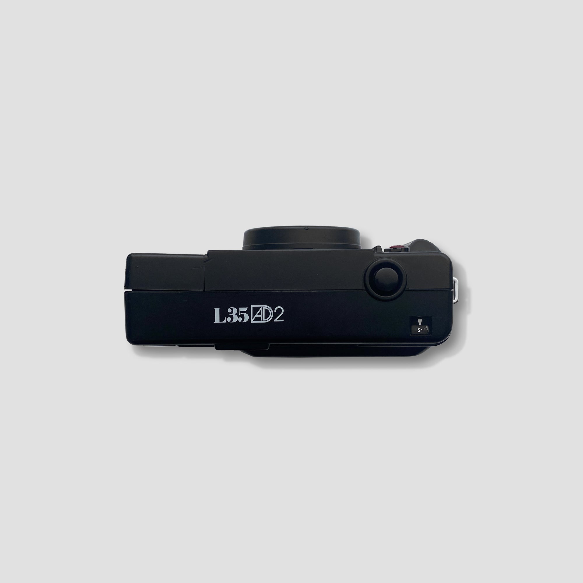 Close-up of Nikon L35AD2 showing its user-friendly interface and autofocus feature.
