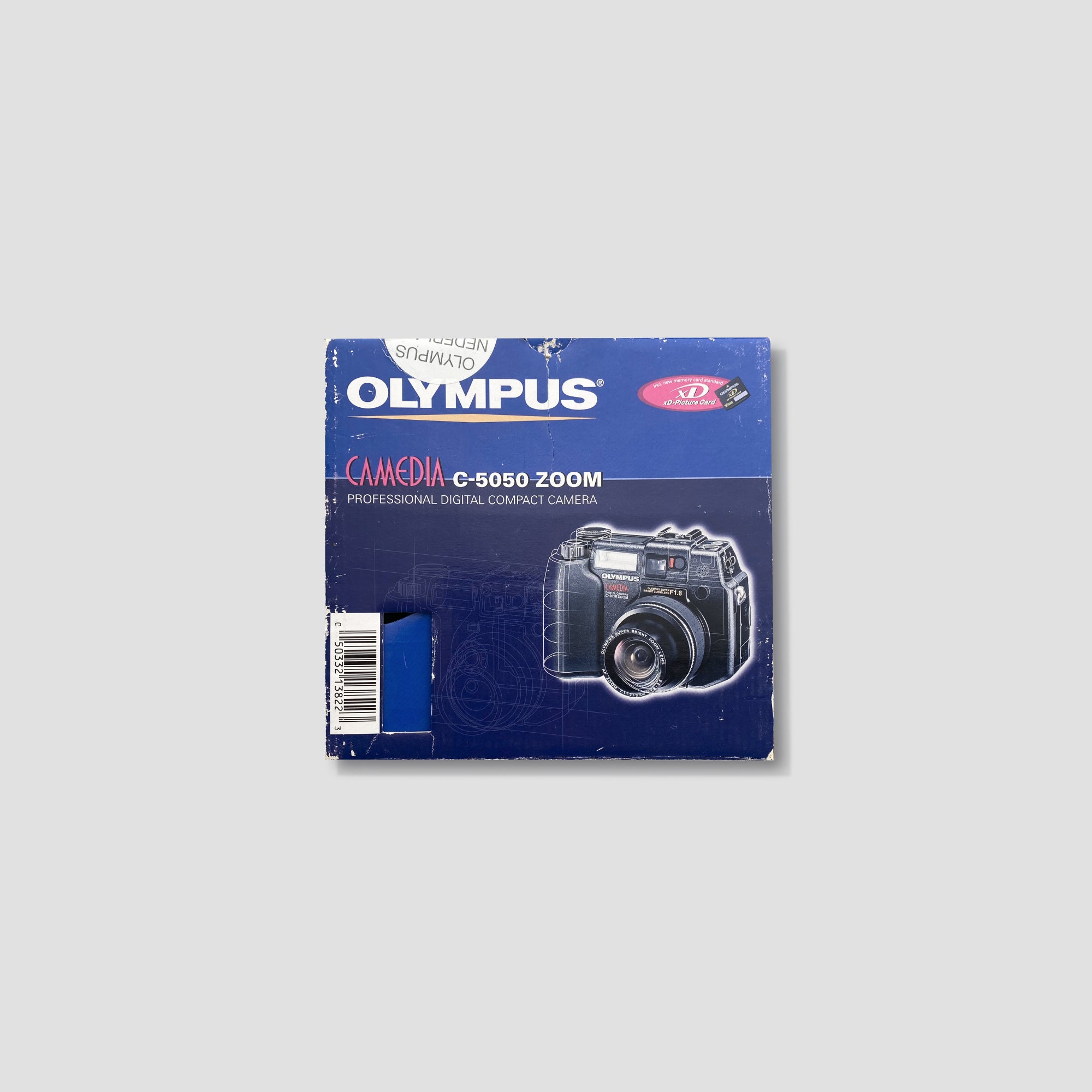 Olympus Camedia C-5050 Zoom camera with manual controls and swivel LCD
