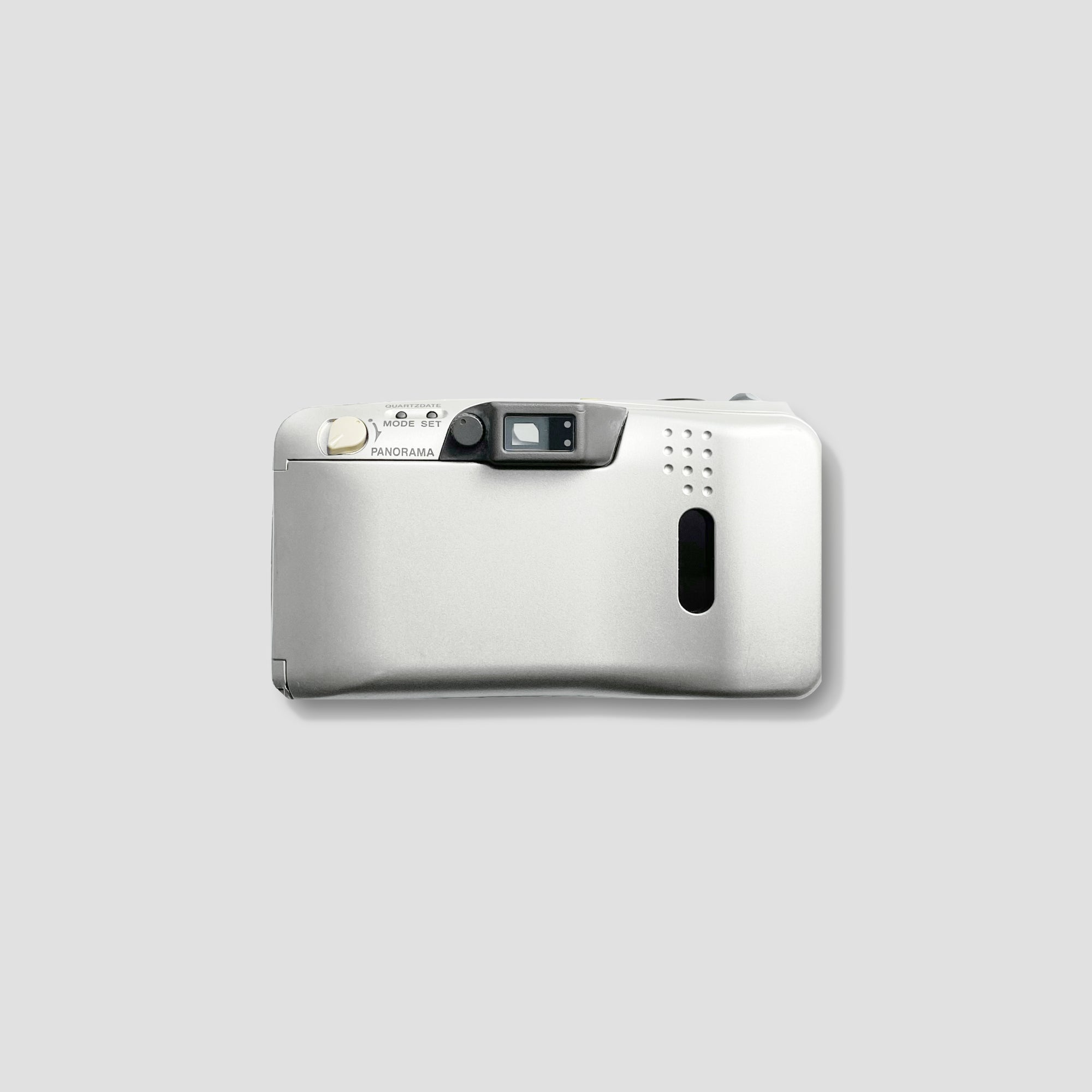 User -friendly Olympus MJU Zoom 140 being used for outdoor photography, capturing vibrant landscapes.