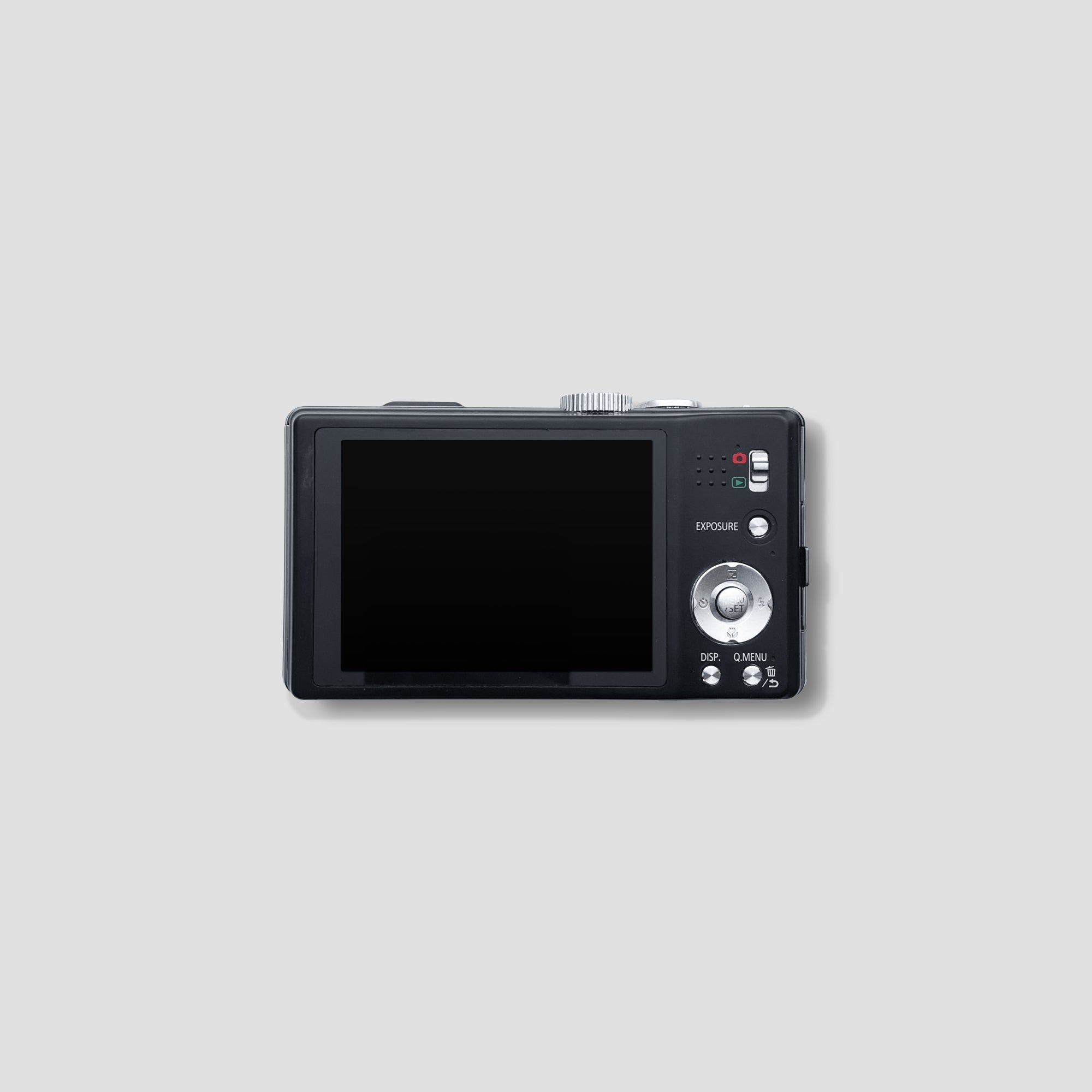 Travel camera with built-in GPS and touchscreen LCD
