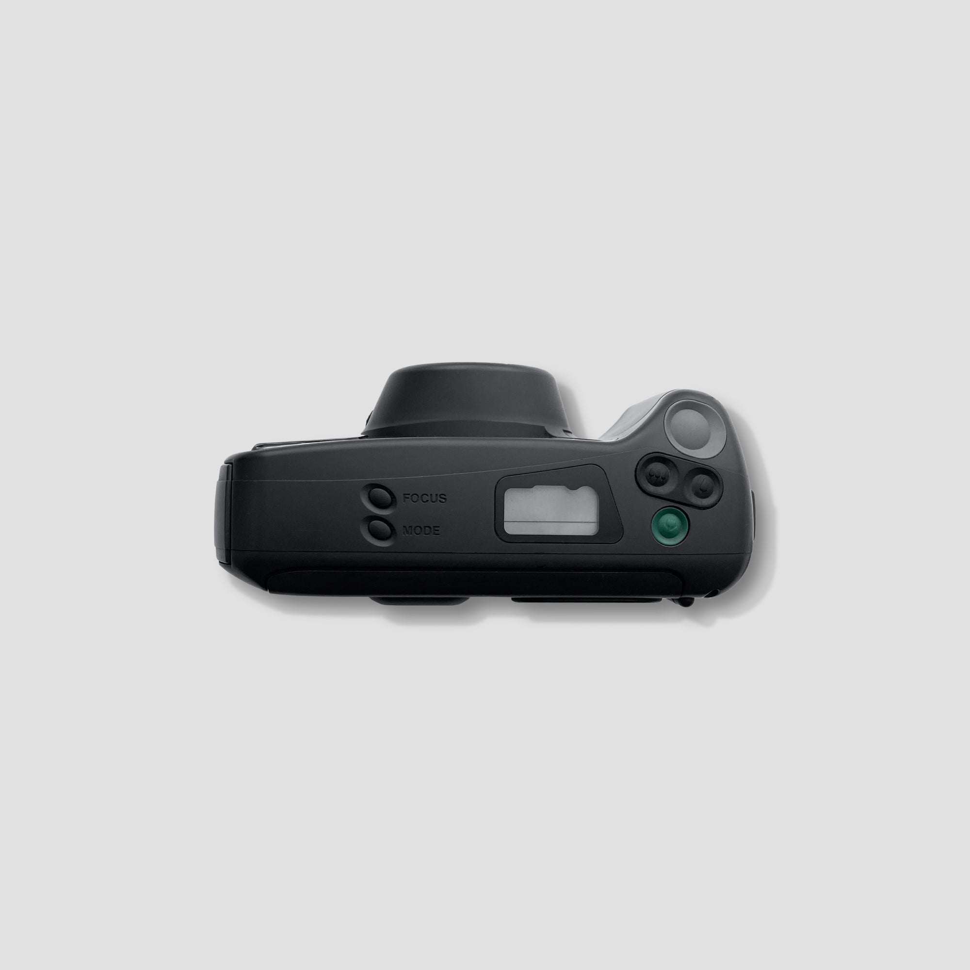 Close-up of the cameras zoom lens suitable for travel photography